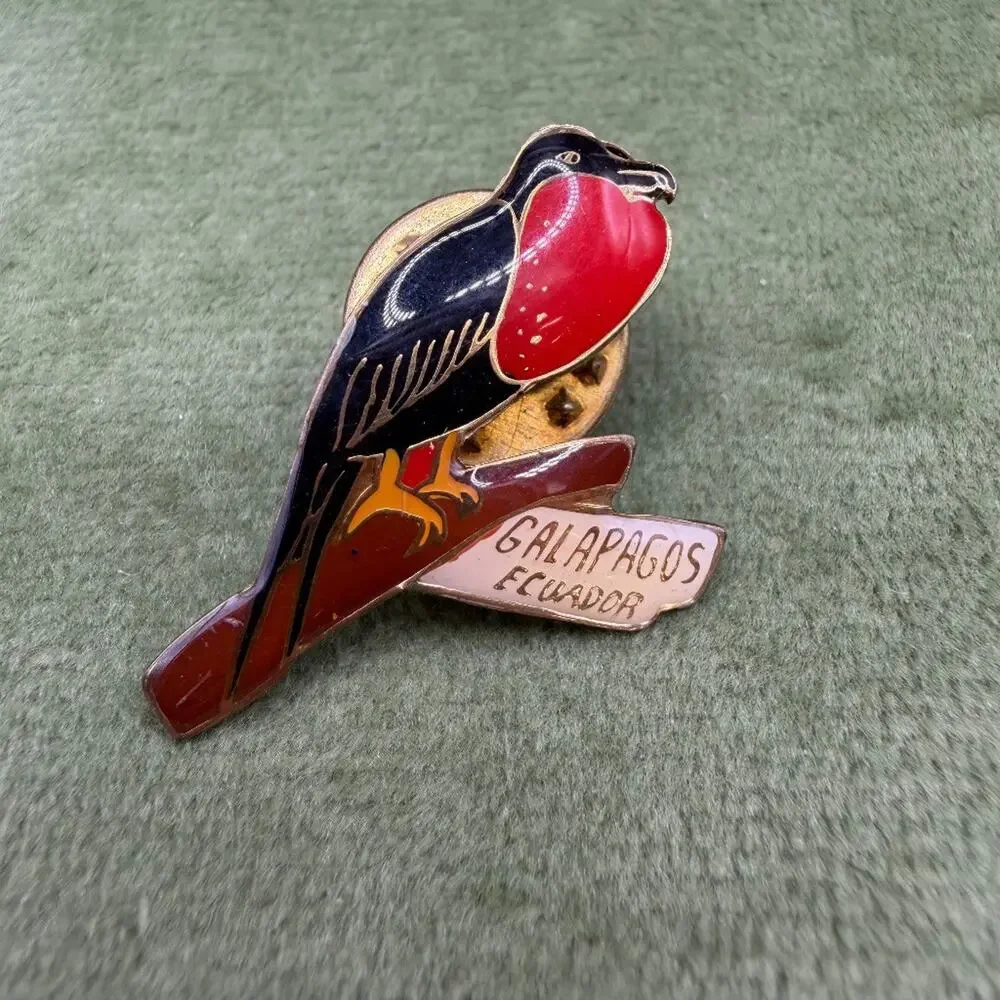 Vintage Galapagos Ecuador Frigatebird Enamel Souvenir Pin 1in
